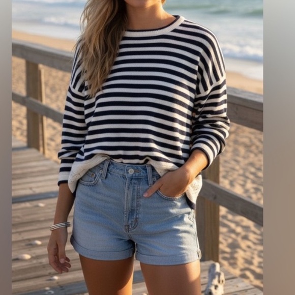 Brooks Brothers Sweaters - VINTAGE Brooks Brothers Sweater Womens Medium White Navy Stripe Knit Pullover